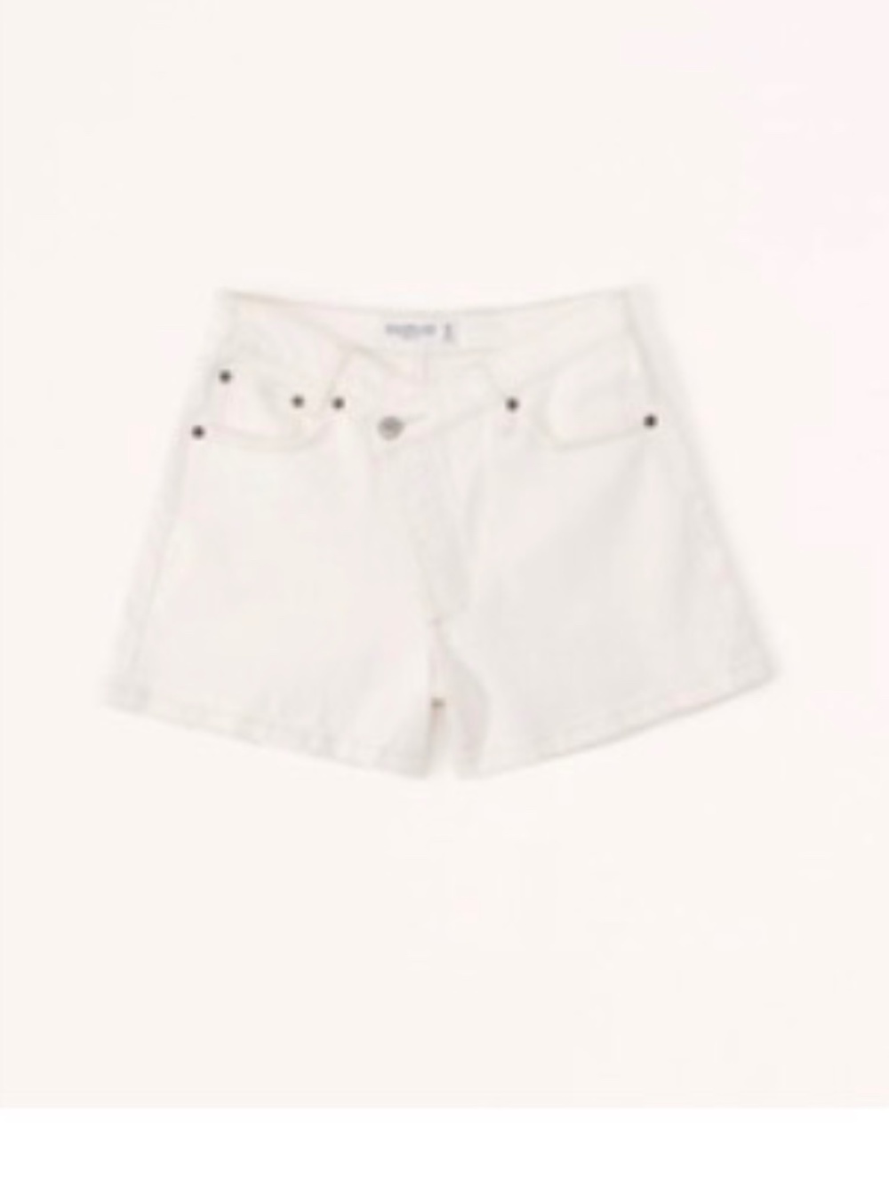 Abercrombie - 90s High Rise Crossover Waist Short - Cream - Size 33